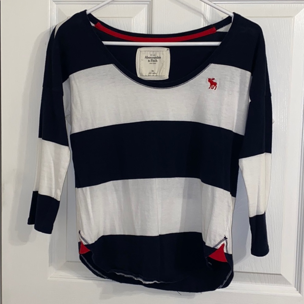 A Abercrombie & Fitch long sleeve shirt